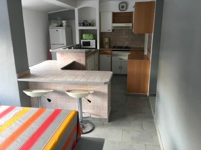 Appartement Rez De Chausse Bollène Exterior foto